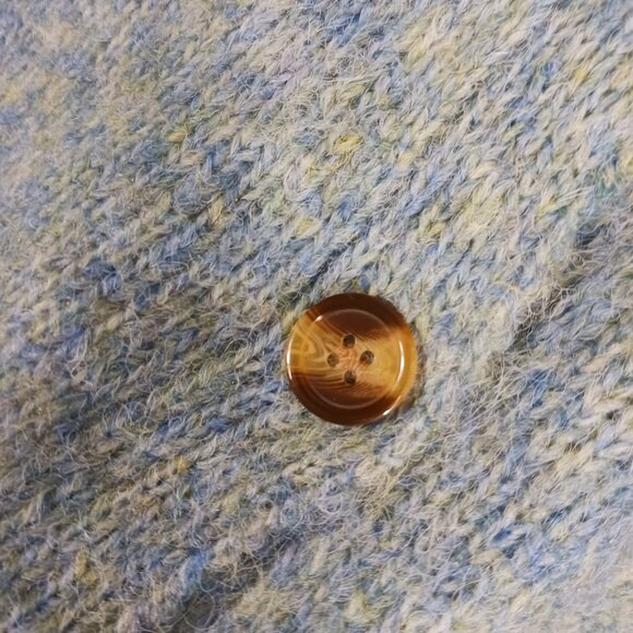 TAHARI, Cropped Button Cardigan, Medium, Soft, Lightweight, Blue/Green Mix - Picture 6 of 16